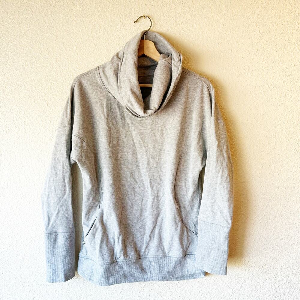 Lululemon Scuba Cowl Neck Pullover Sweatshirt Womens 6 Heathered Light Grey - Picture 2 of 7